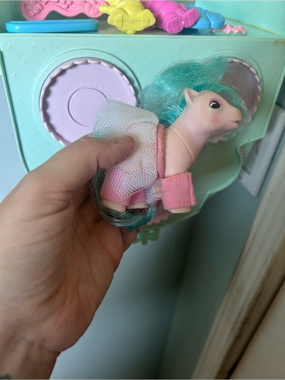My Little Pony G1 "Baby Bonnet School of Dance" playset - Picture 10 of 13
